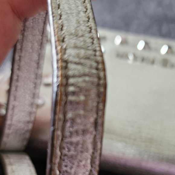 Preowned Michael Kors metallic silver‎ wallet - Picture 10 of 14